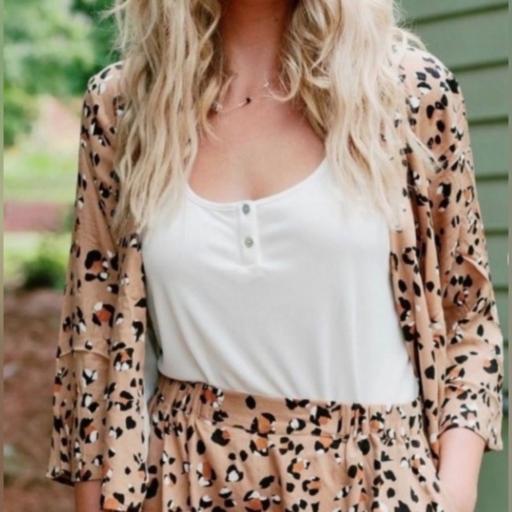 NWT animal print brown crop blazer size small